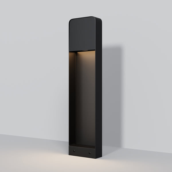 Black outdoor light fixture