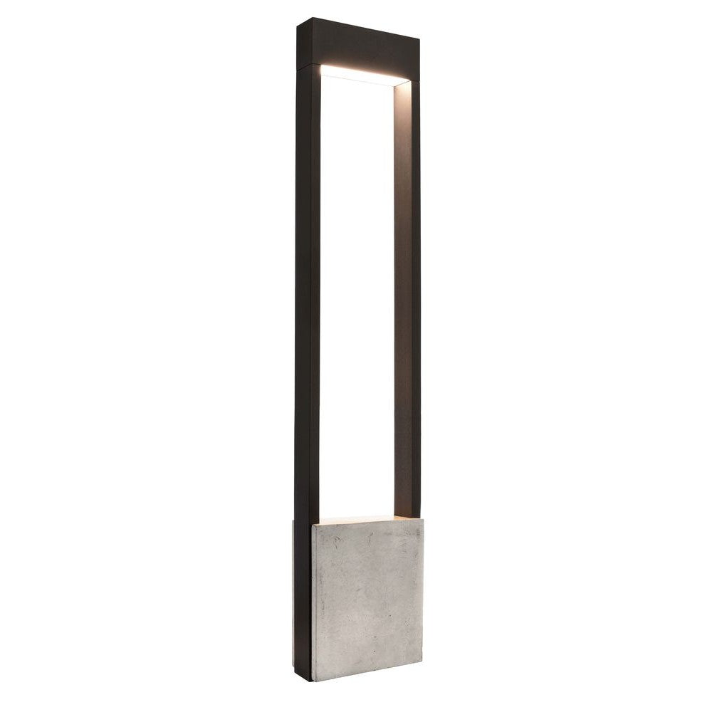 Lampadaire extérieur de face, cadre rectangulaire sombre sur socle en béton gris