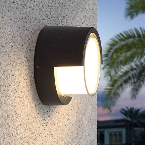 Round LED Outdoor Wall Light | LuminoCercle