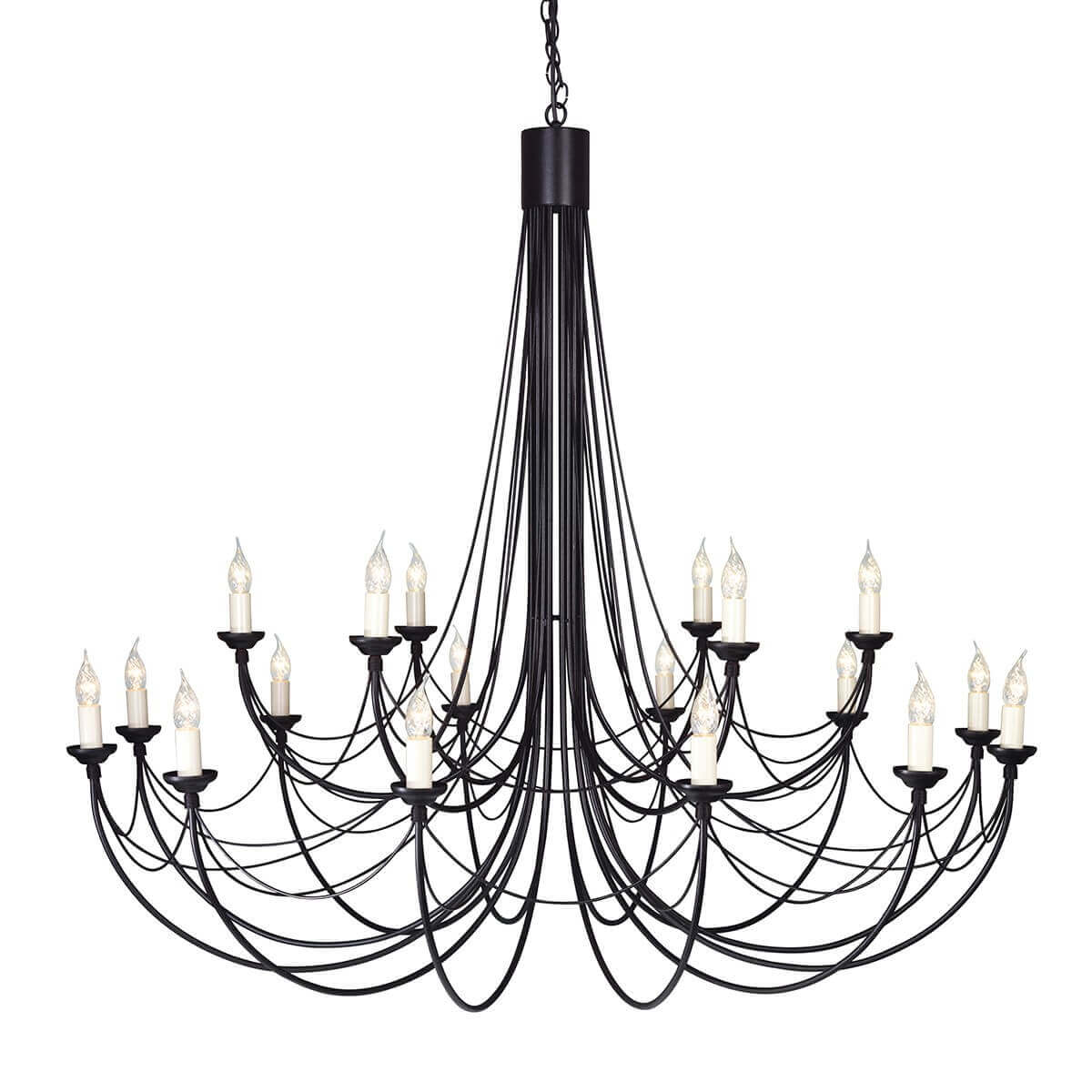 Lustre noir à dix-huit lumières vu de face sur fond blanc, bras recourbés