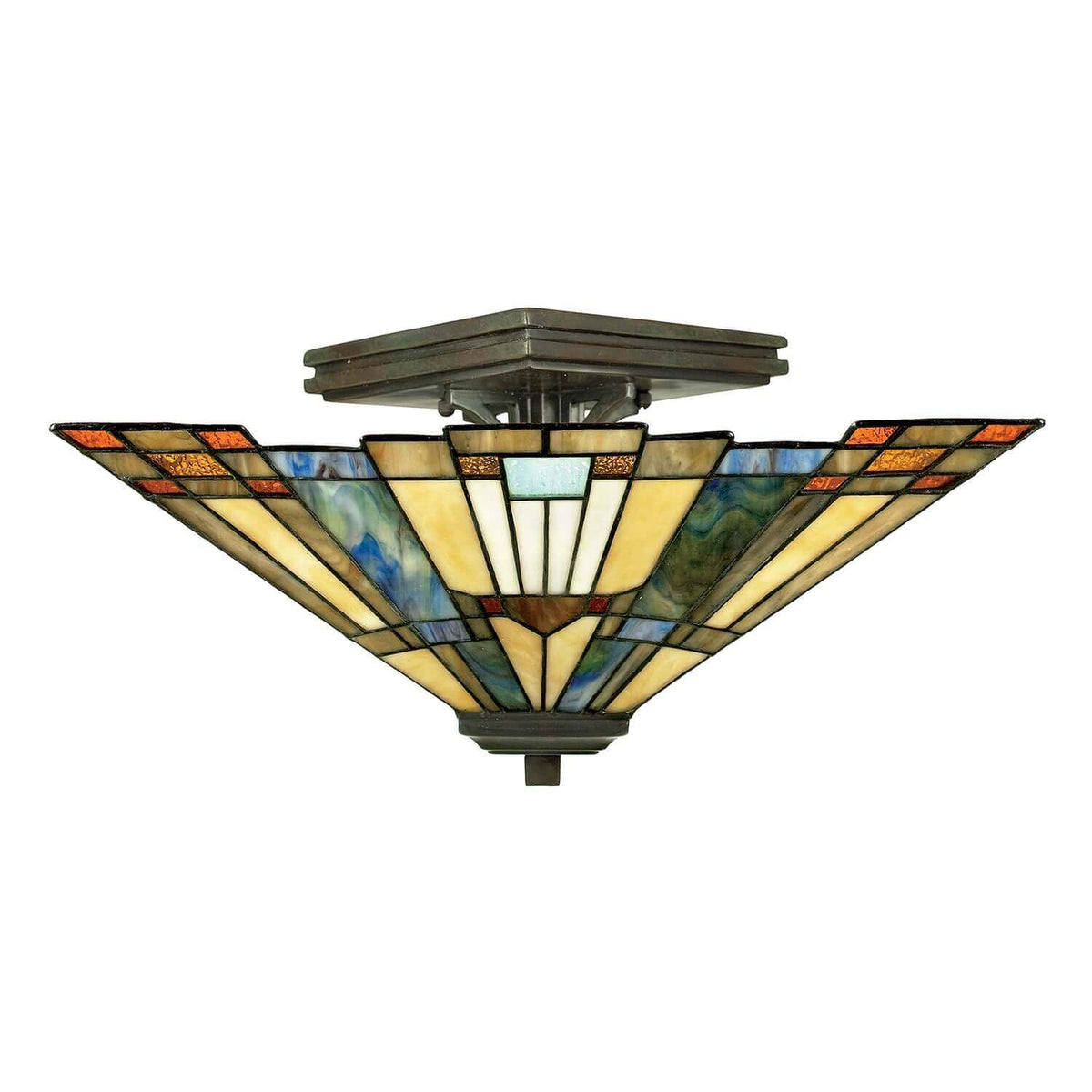 Plafonnier de face sur fond blanc avec abat-jour en verre Tiffany aux motifs géométriques