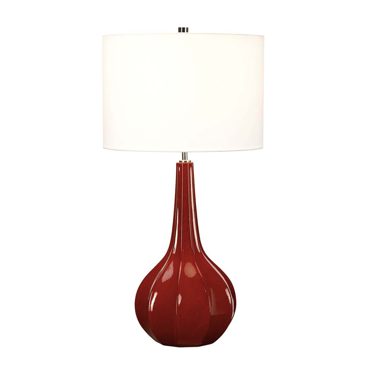 Vue de face du luminaire avec abat-jour blanc et base rouge.