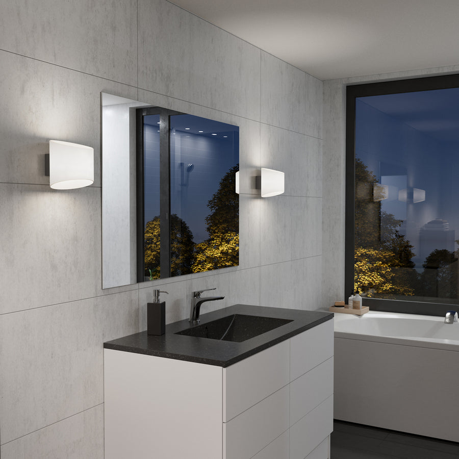 Applique murale Evoke ovale, anthracite et verre opale
