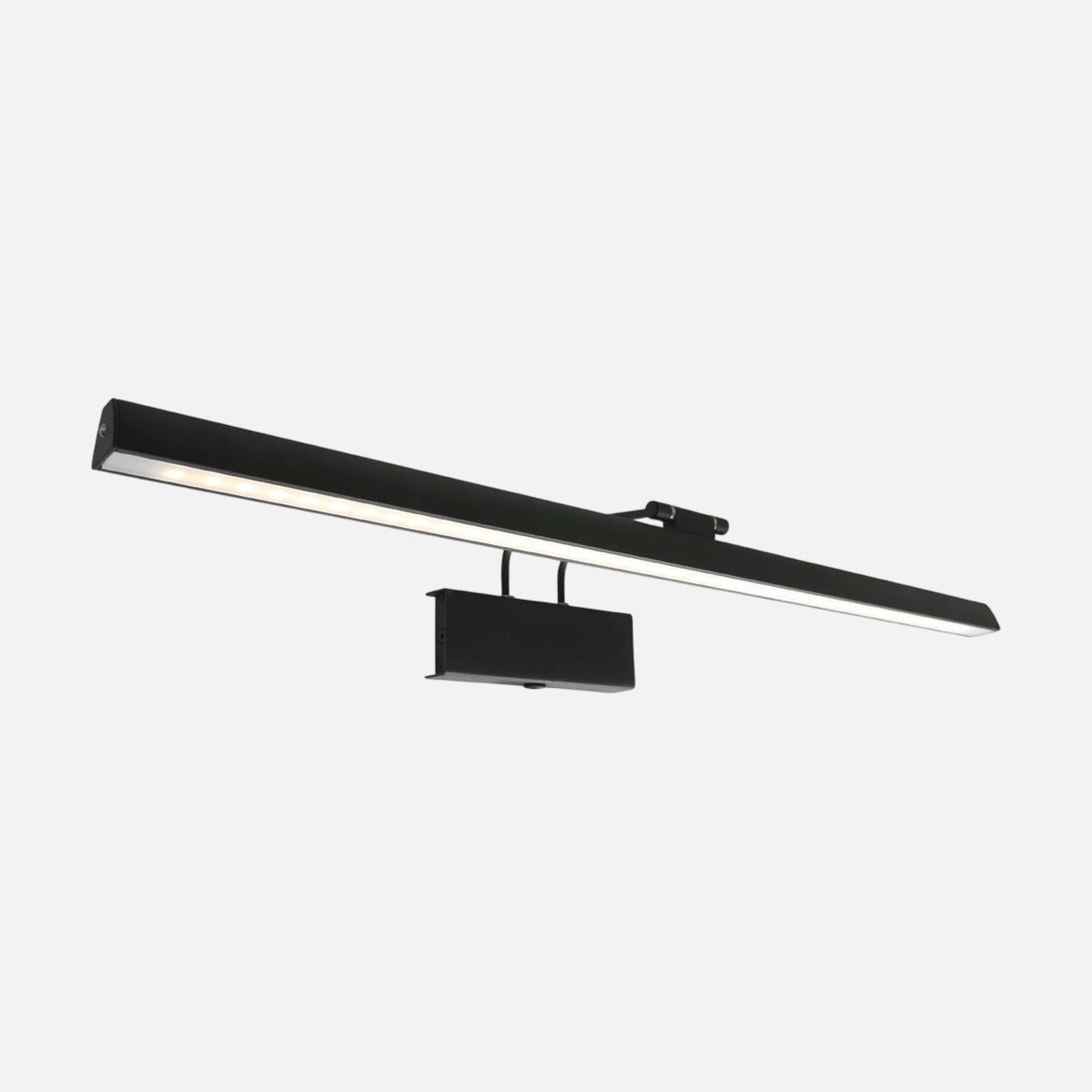 Applique linéaire noire en vue trois quarts, rampe LED allumée sous le profil