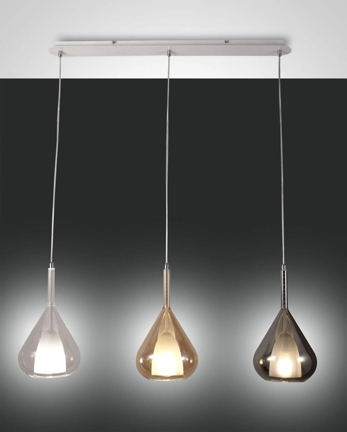 Suspension trois lumières de face, verres goutte ambrés et fumés sur barre blanche