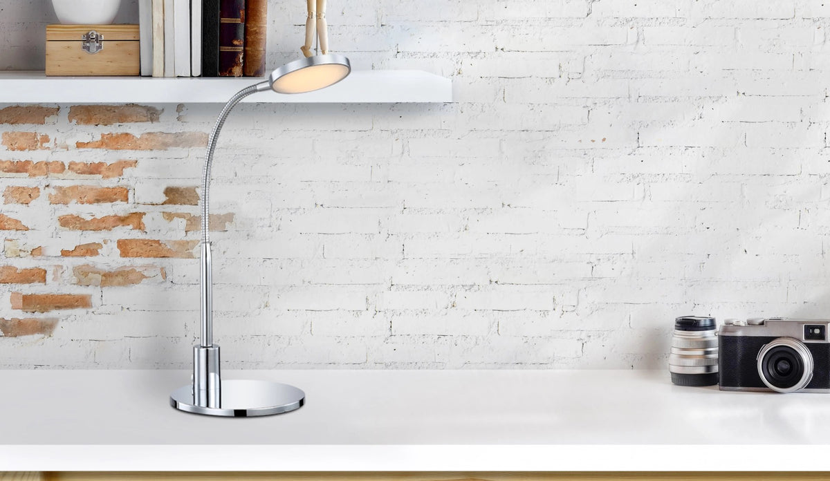 Lampe à poser Pegasi chromée