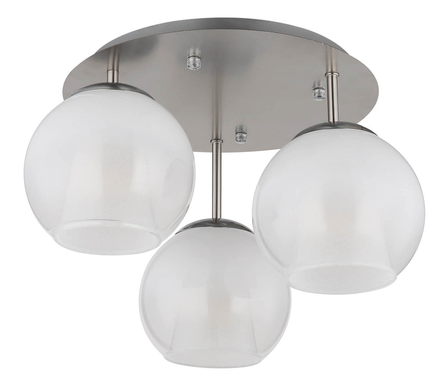 Vue produit du plafonnier éteint, trois globes en verre dépoli et structure nickel