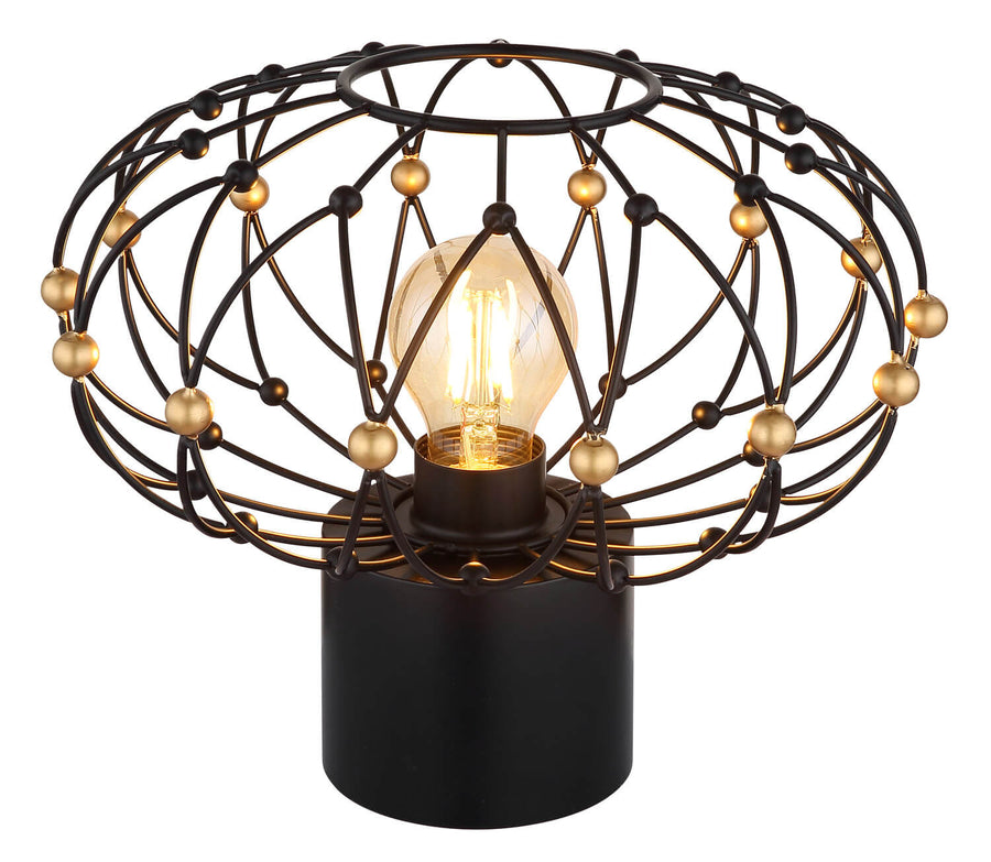 Vue de face du luminaire noir, cage sphérique et billes dorées, ampoule allumée.