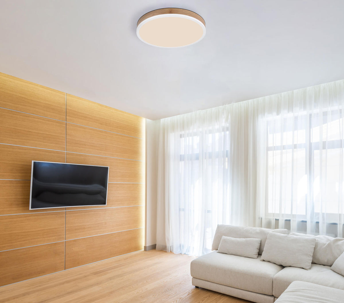 Mise en ambiance du plafonnier allumé au plafond d'un salon moderne