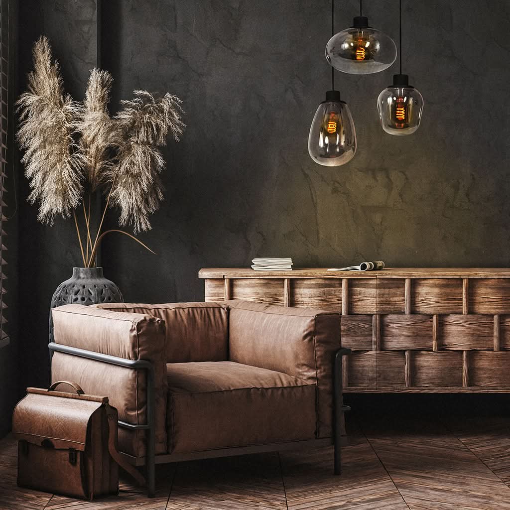 Lustre verre fumé 3 globes noir dans un salon contemporain