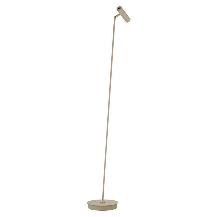 Vue de profil du lampadaire beige, tige inclinée et réflecteur cylindrique incliné vers le bas