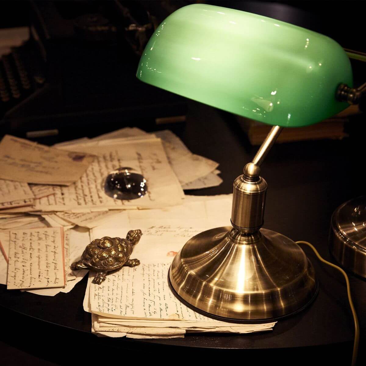 Lampe à poser Lawyer laiton, verre