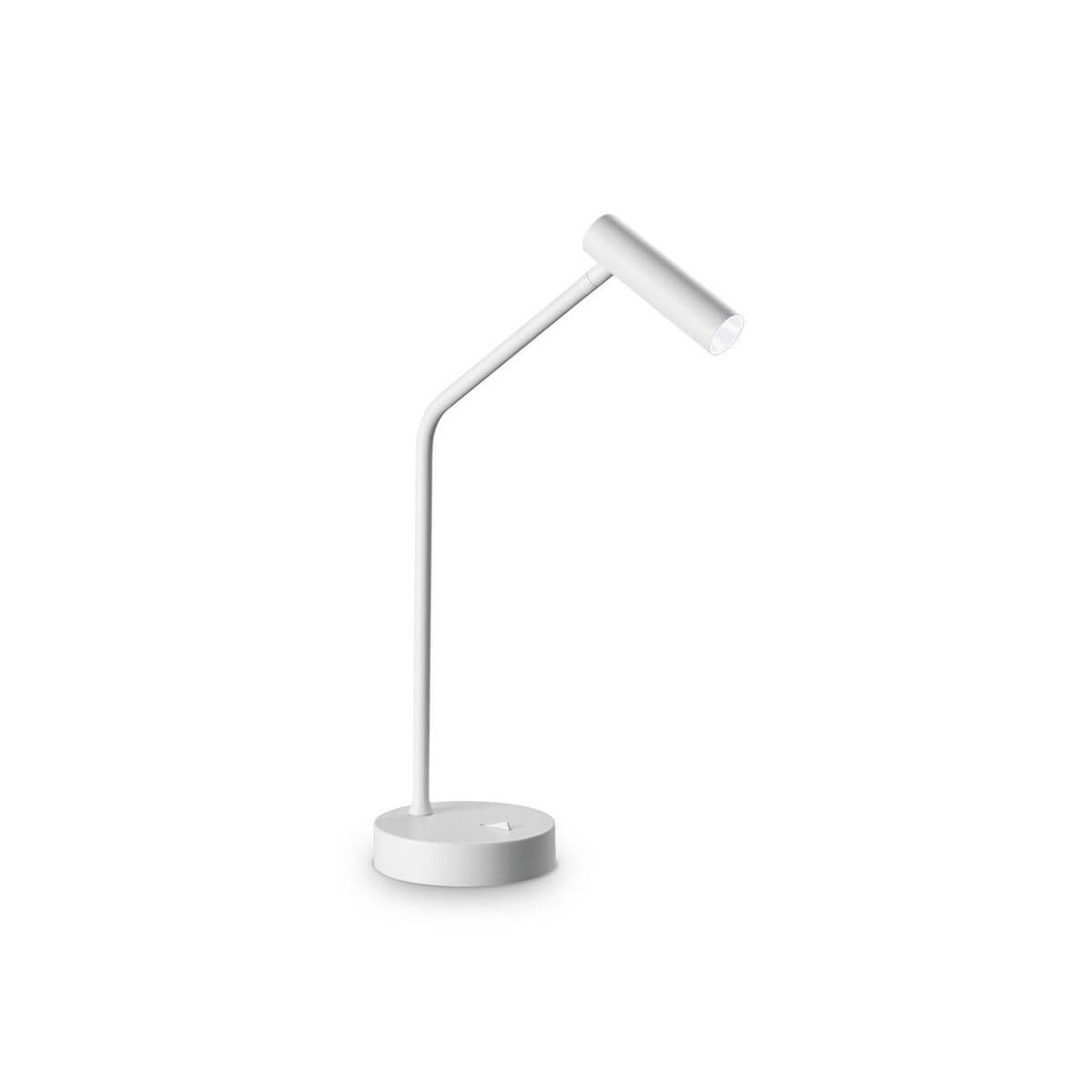 Lampe à poser blanche de face, bras incliné et tête cylindrique orientable