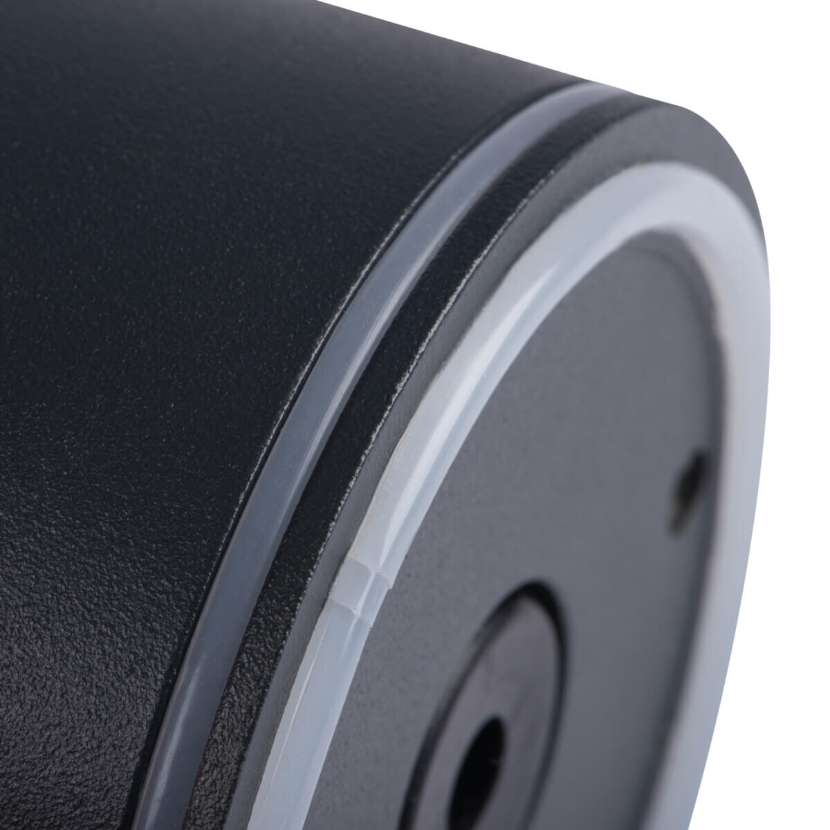 Gros plan sur la finition anthracite texturée et le joint du diffuseur.