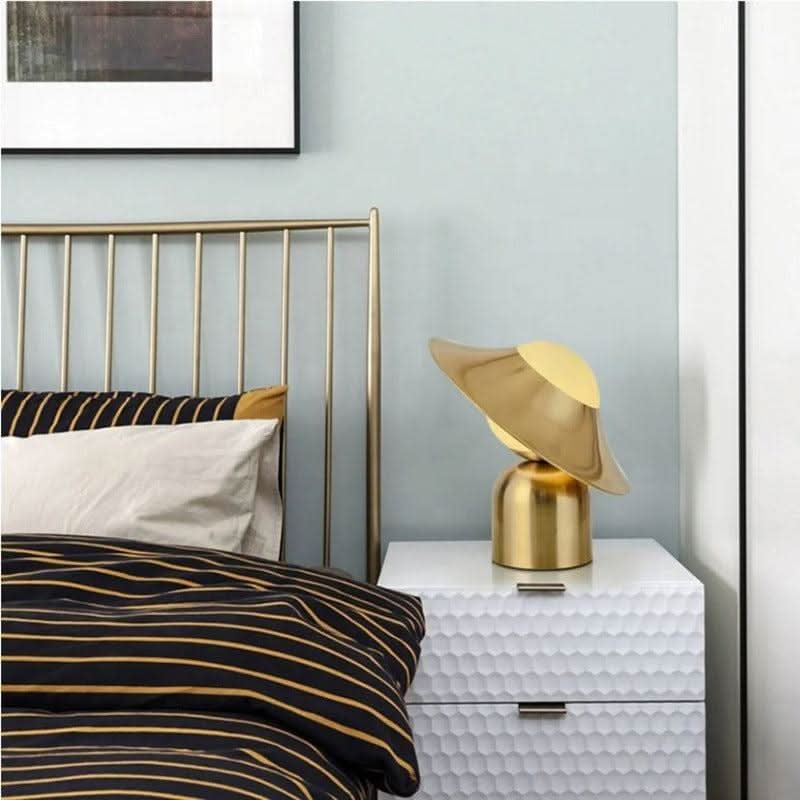 Lampe Chinoise Dorée en Métal | Aura Impérial - Designix Lampe de chevet Blanc Chaud