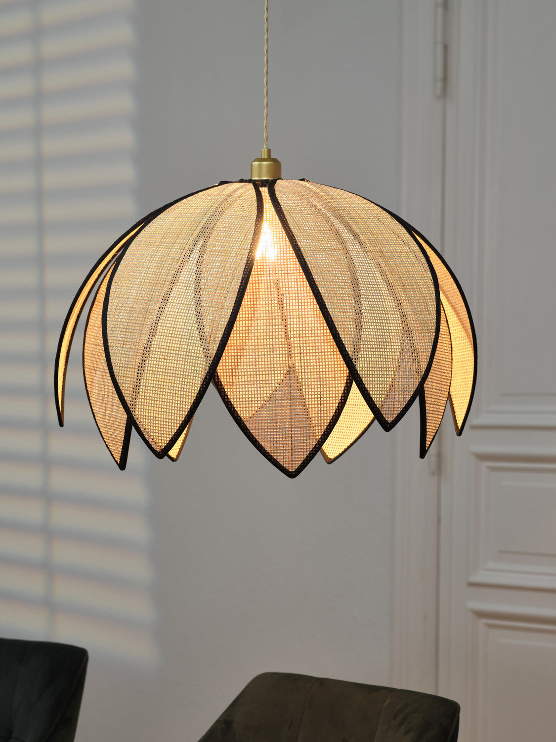 Suspension Rattan Lotus marron et beige, H 146,5 cm