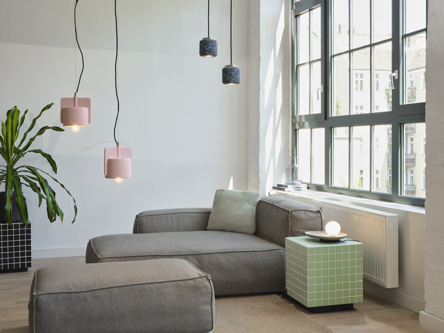 Lampe à poser Concrete Nest grise