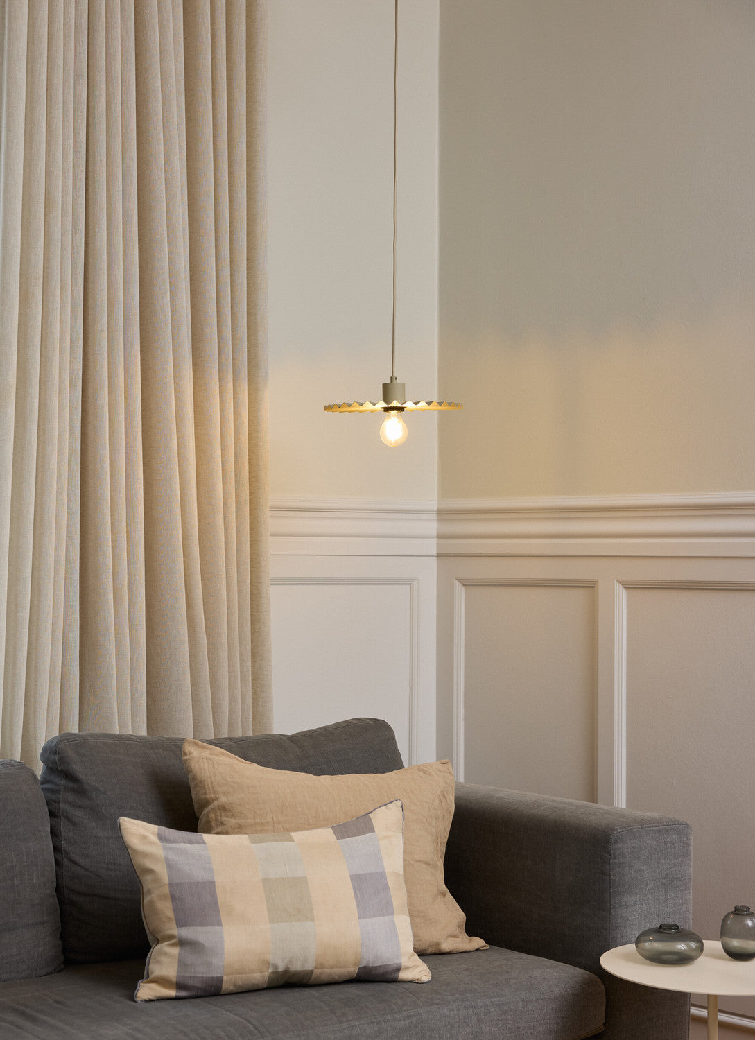Suspension Plisse beige