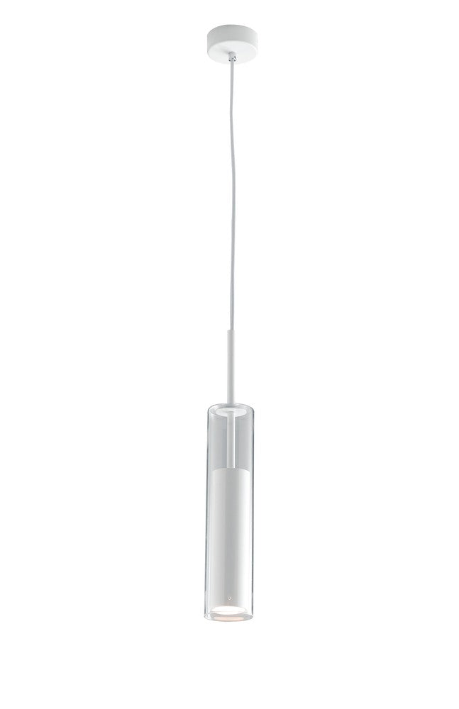 Vue rapprochée du luminaire suspendu montrant le cylindre en verre et la douille chromée