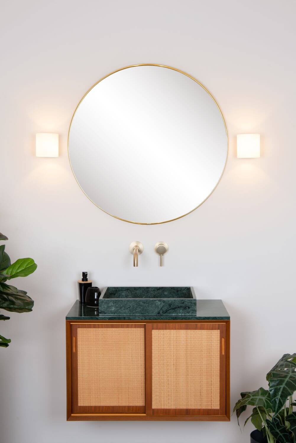 Applique murale Jelte noire et opale, verre