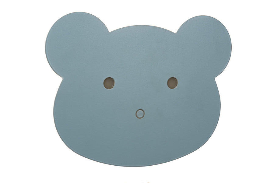 Autre vue de face sur fond blanc de l'applique murale en forme d'ours bleu.