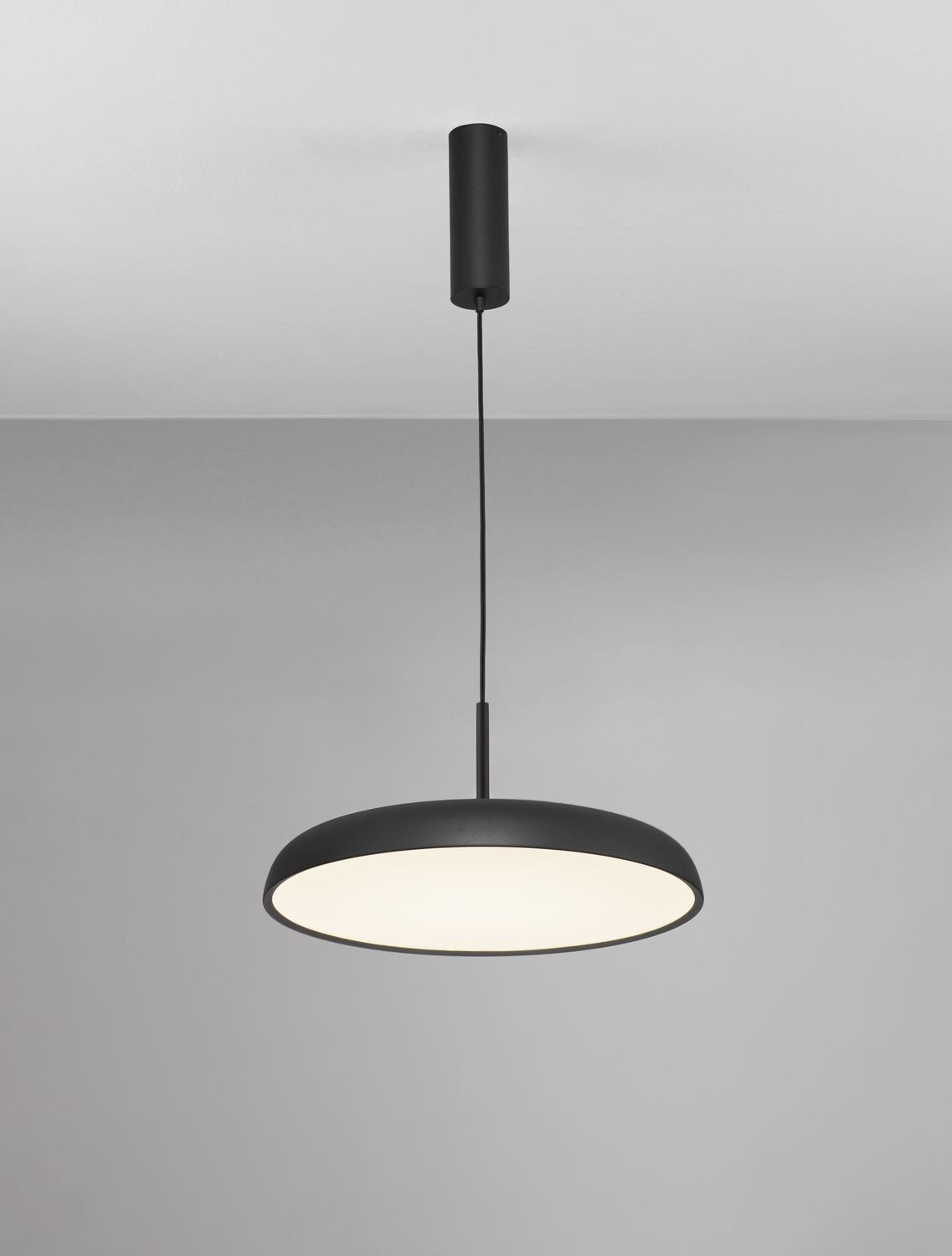 Suspension Linus noire