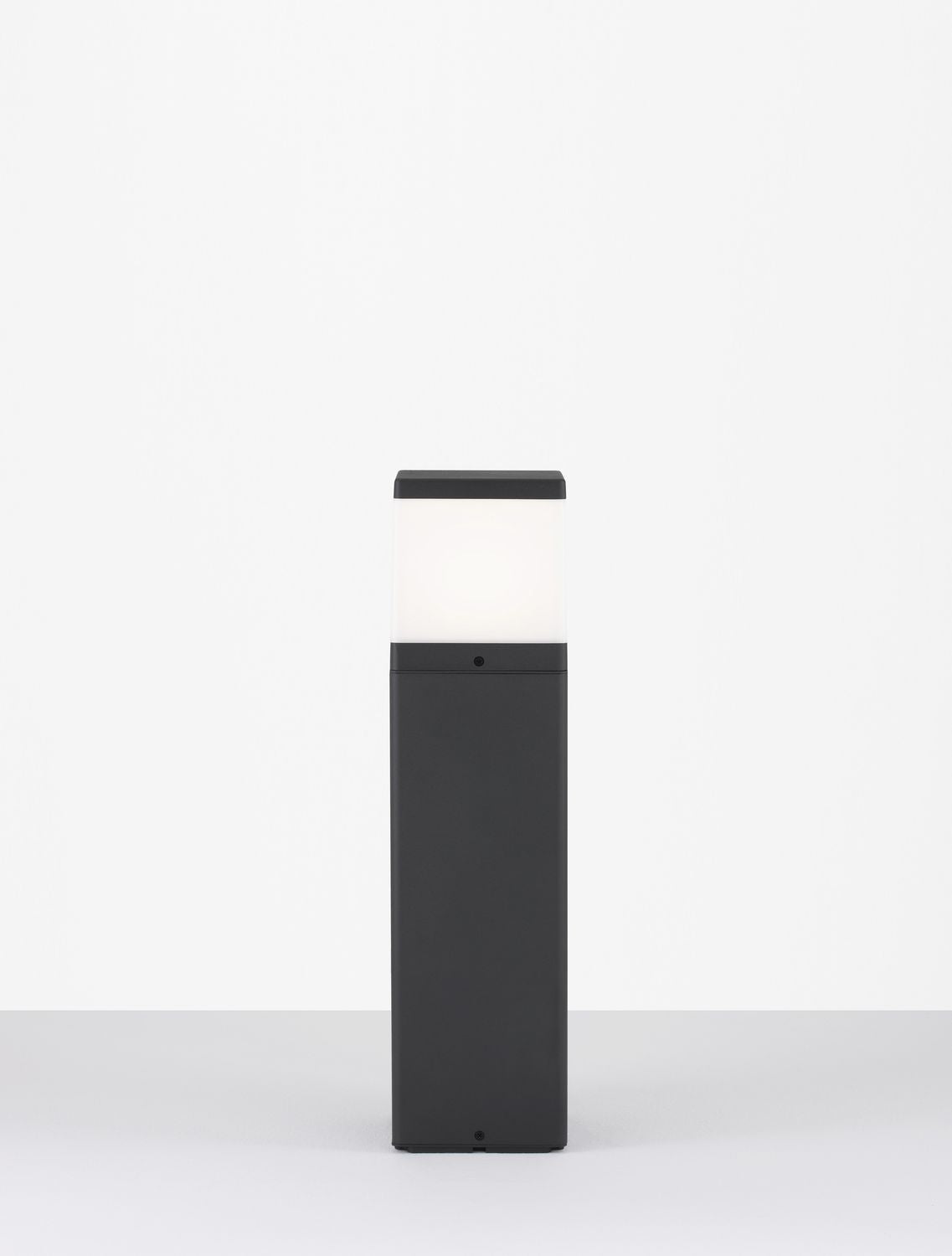 Borne extérieure Ferron grise, H 50 cm