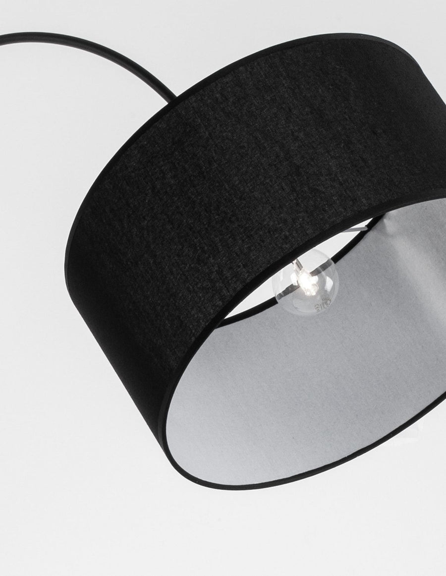 Lampadaire Sama noir, tissu