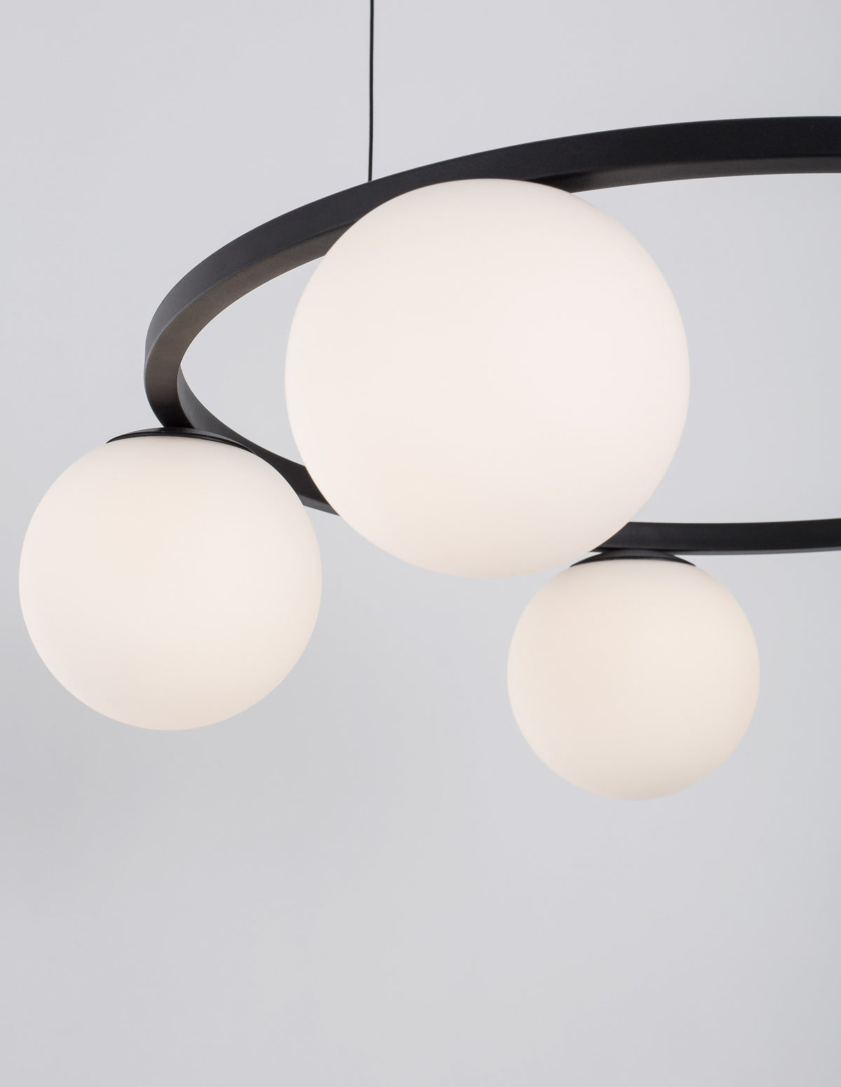 Suspension Joline noire, verre, H 155 cm
