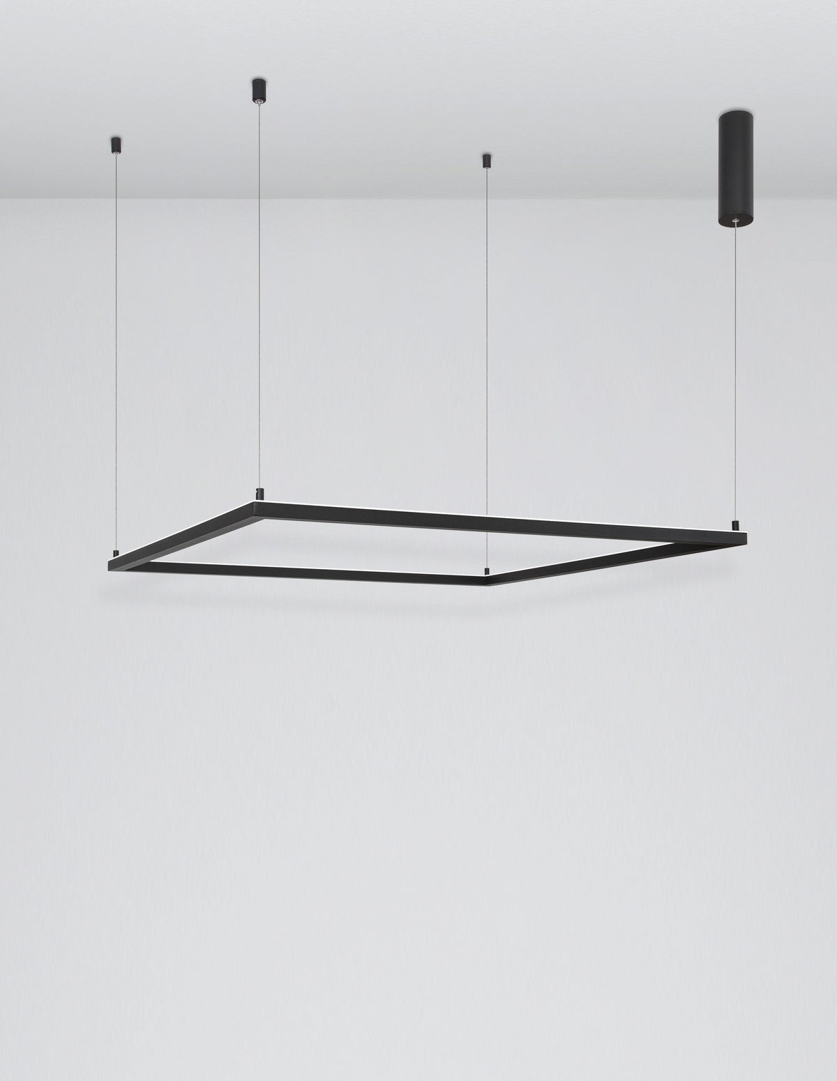 Suspension Eterna noire (9990732)