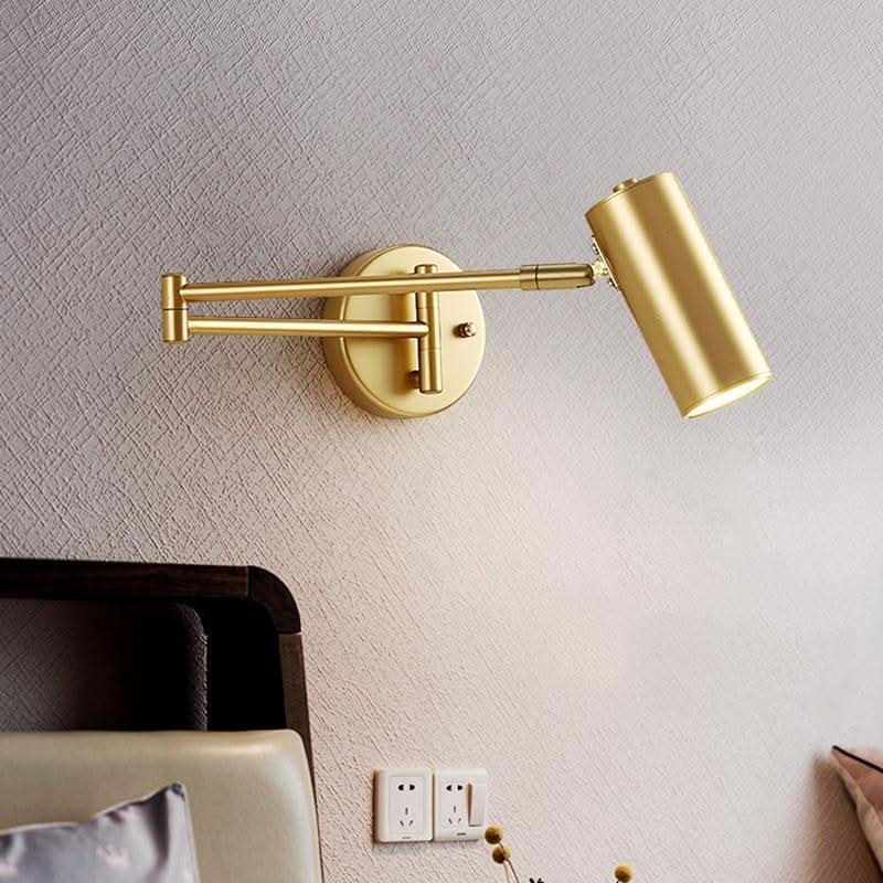 Applique murale design LED avec sport dirigeable en métal doré ou noir Light | Designix - Luminaire - https://designix.fr