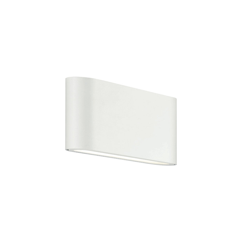 Applique murale blanche vue de trois quarts, corps rectangulaire légèrement incurvé.
