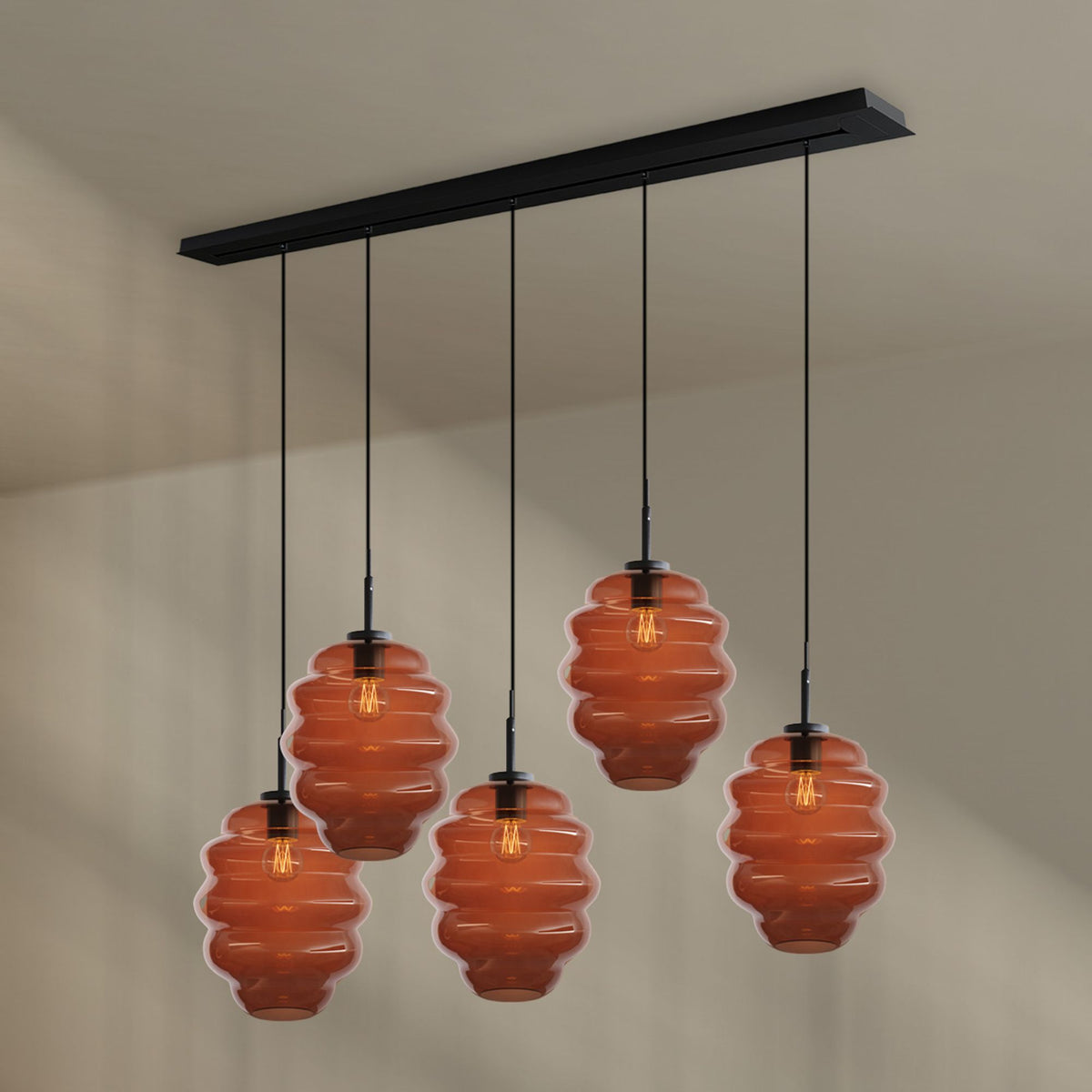 Suspension de table Echos 5 lumières, longueur 160 cm, verres Ø 25 cm