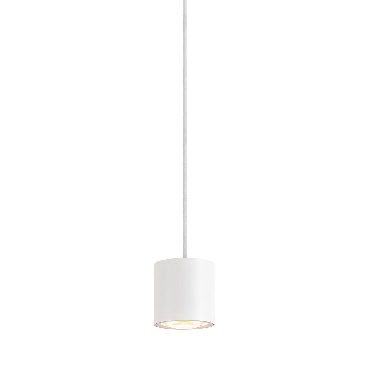 Suspension blanche cylindrique suspendue par un cordon fin, vue de face sur fond blanc