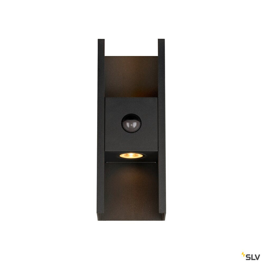 Vue de face du luminaire avec son spot halogène allumé vers le sol