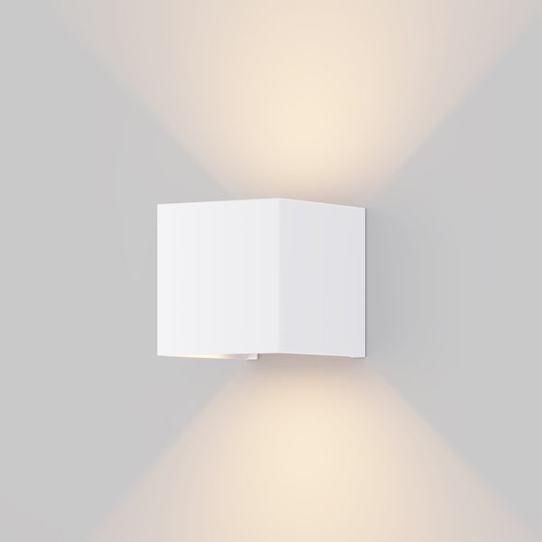 Fulton White Light Fixture