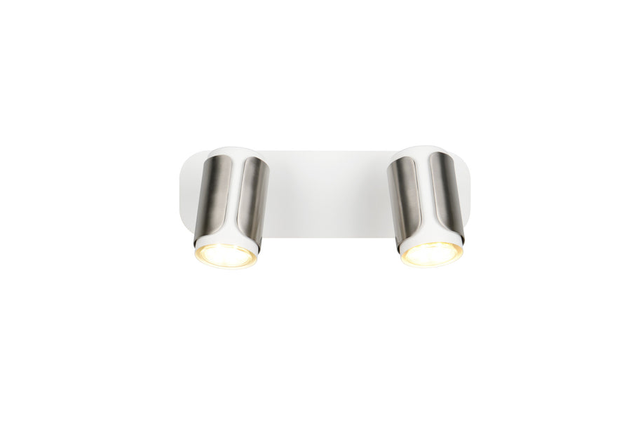 Vue de face du spot plafond double, platine blanche rectangulaire et deux cylindres nickel orientables.
