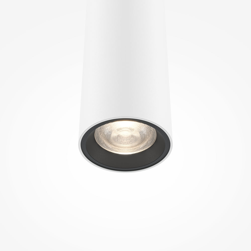 Détail du module LED et de son réflecteur strié en partie basse