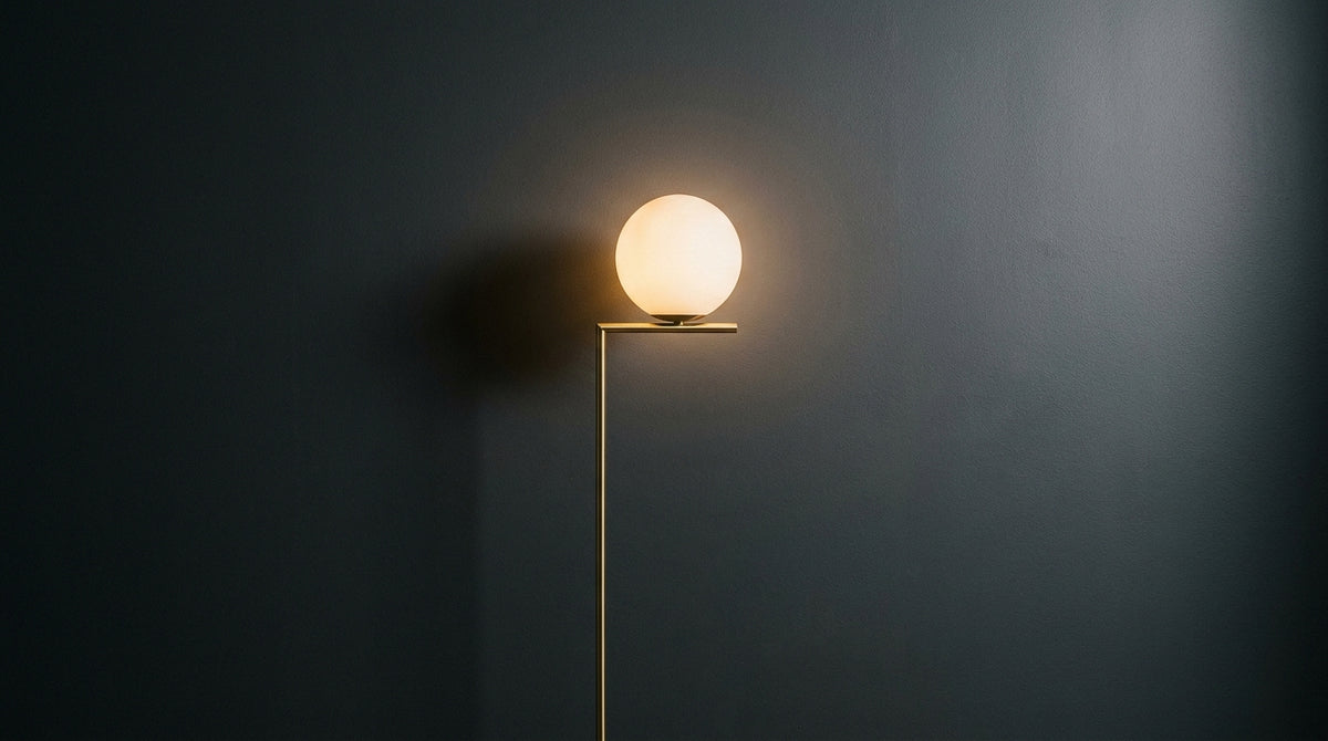 At what time do the streetlights turn off?