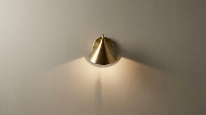 cordless wall lamp, no drilling required