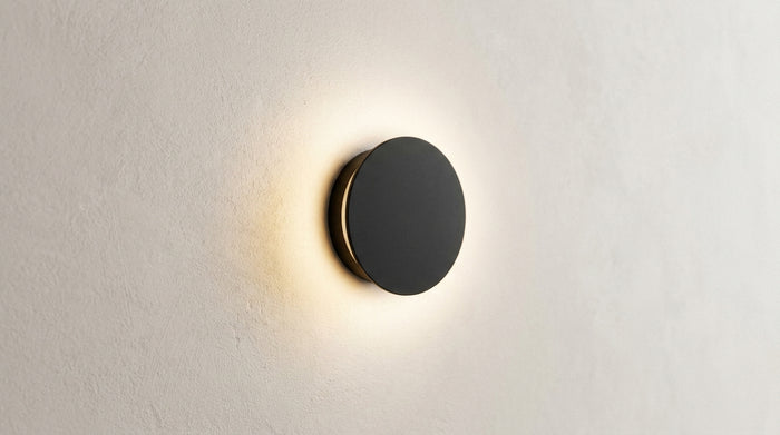 Wall lamp without drilling: mount without damaging the wall