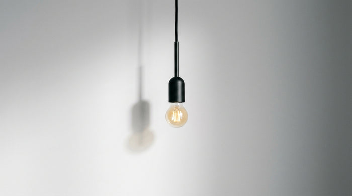 change ceiling light bulb