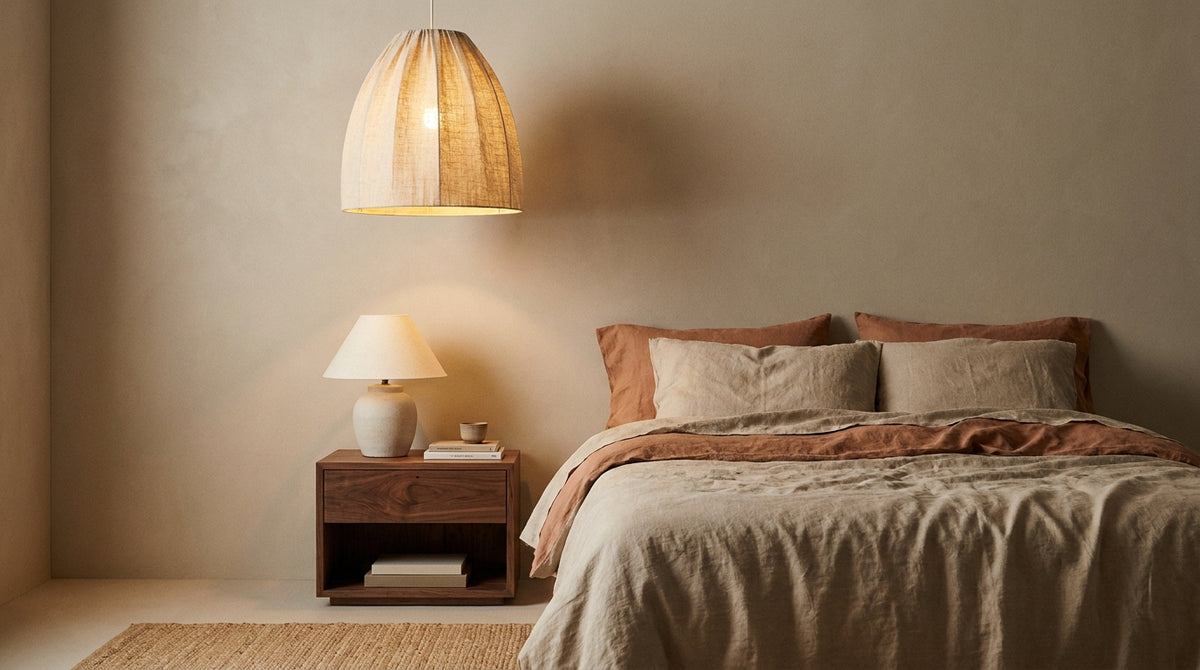 Adult bedroom lighting for a cocooning feel: the light that soothes