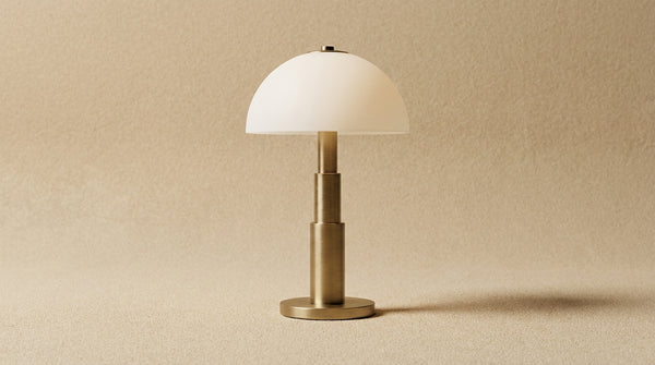 Pipistrello lamp size