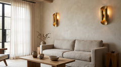 Alabaster wall lamp