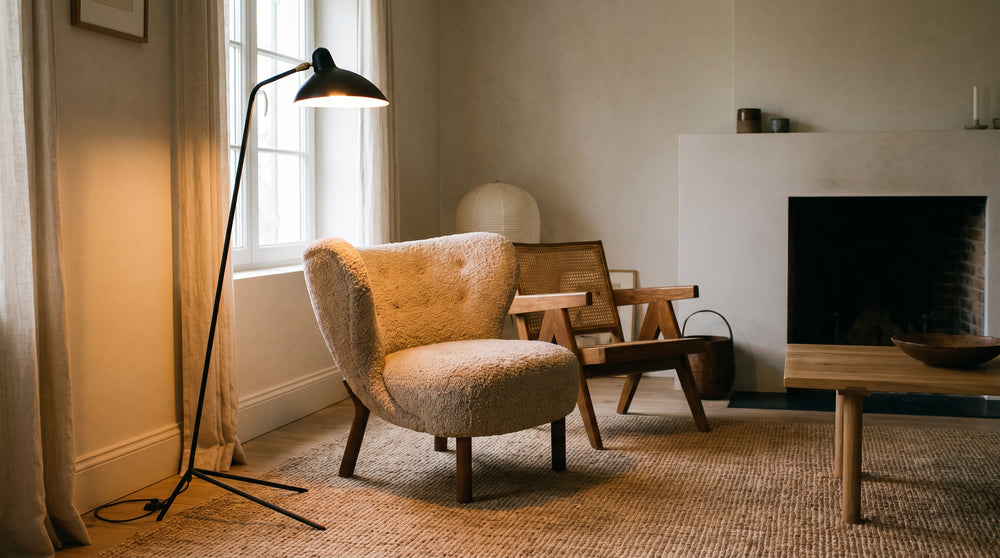 Black metal floor lamps
