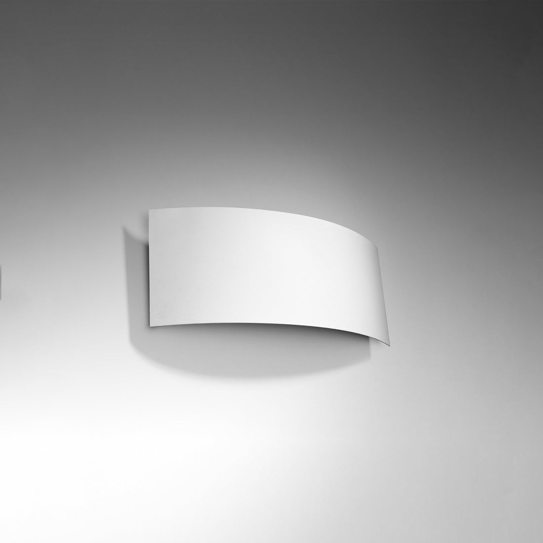 MAGNUS wall lamp