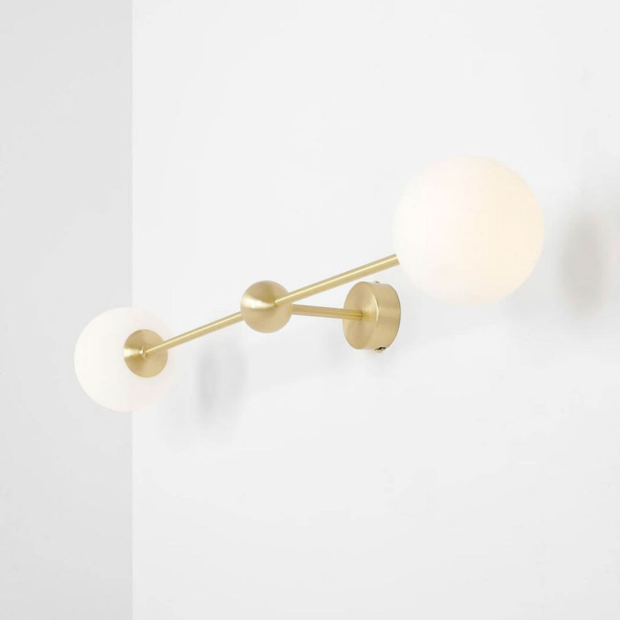 Applique murale Alison en verre, laiton et blanc, 2 lumières, hauteur 89 cm