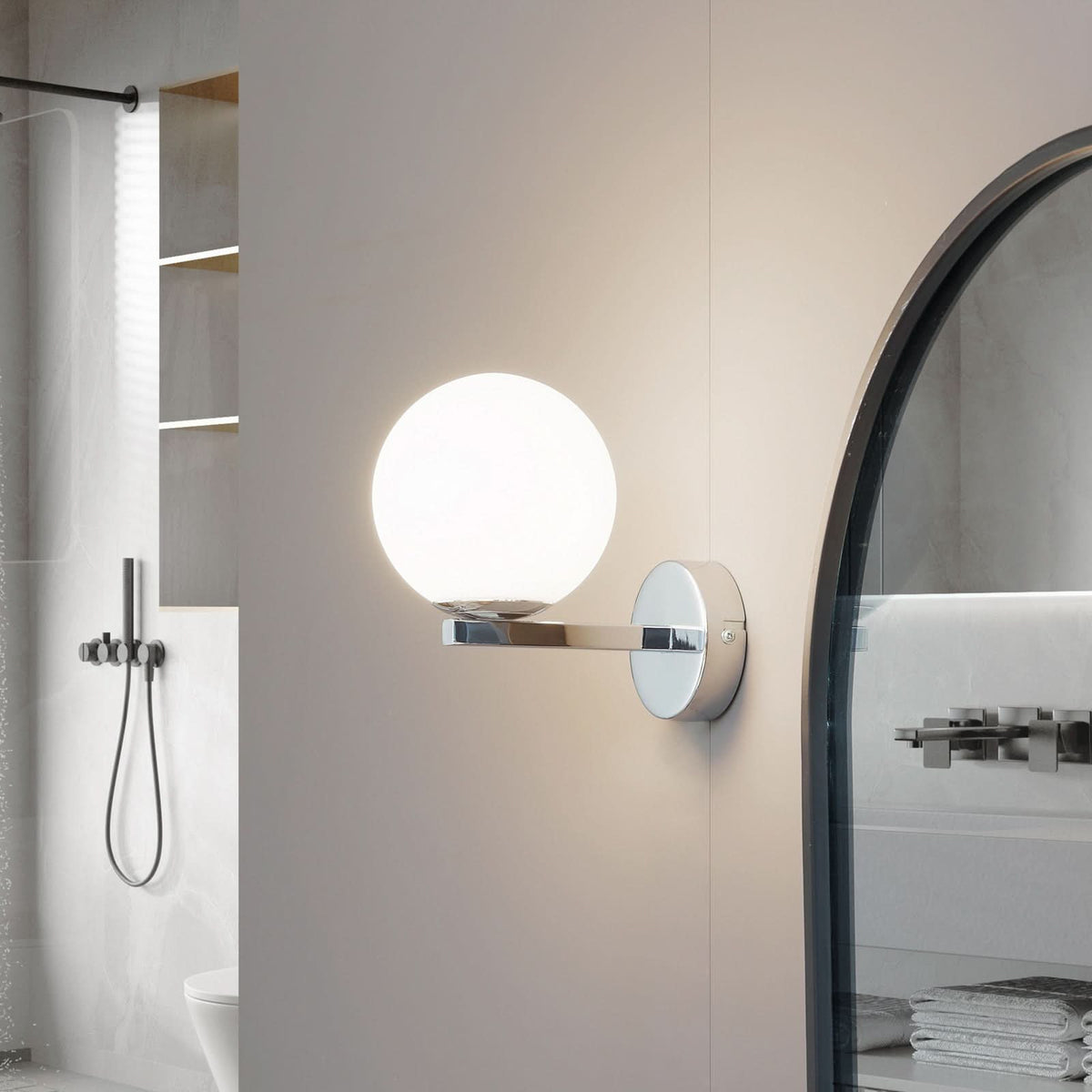 Applique murale Bidolo en verre, chromé et blanc, Ø 12 cm, IP44