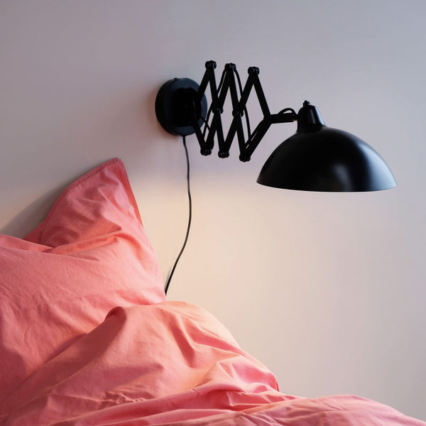 Applique murale Futura en métal, noir, hauteur 19,5 cm